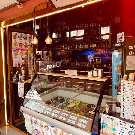 Hotel Kunibert Der Fiese Köln Ngoại thất bức ảnh