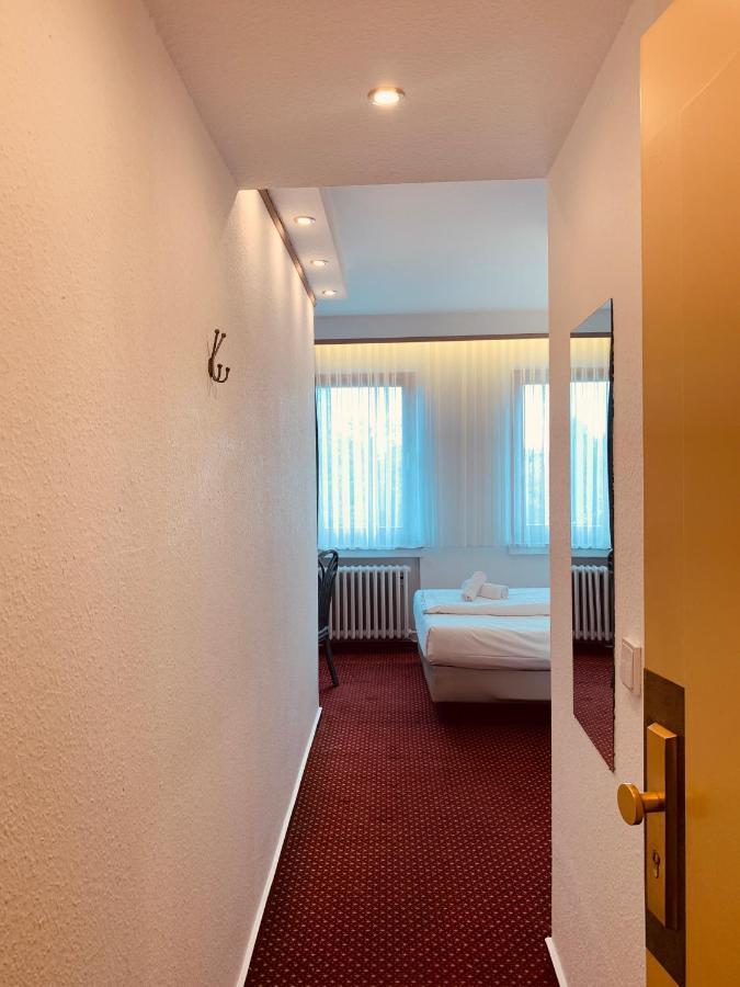 Hotel Kunibert Der Fiese Köln Ngoại thất bức ảnh