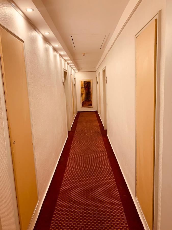 Hotel Kunibert Der Fiese Köln Ngoại thất bức ảnh