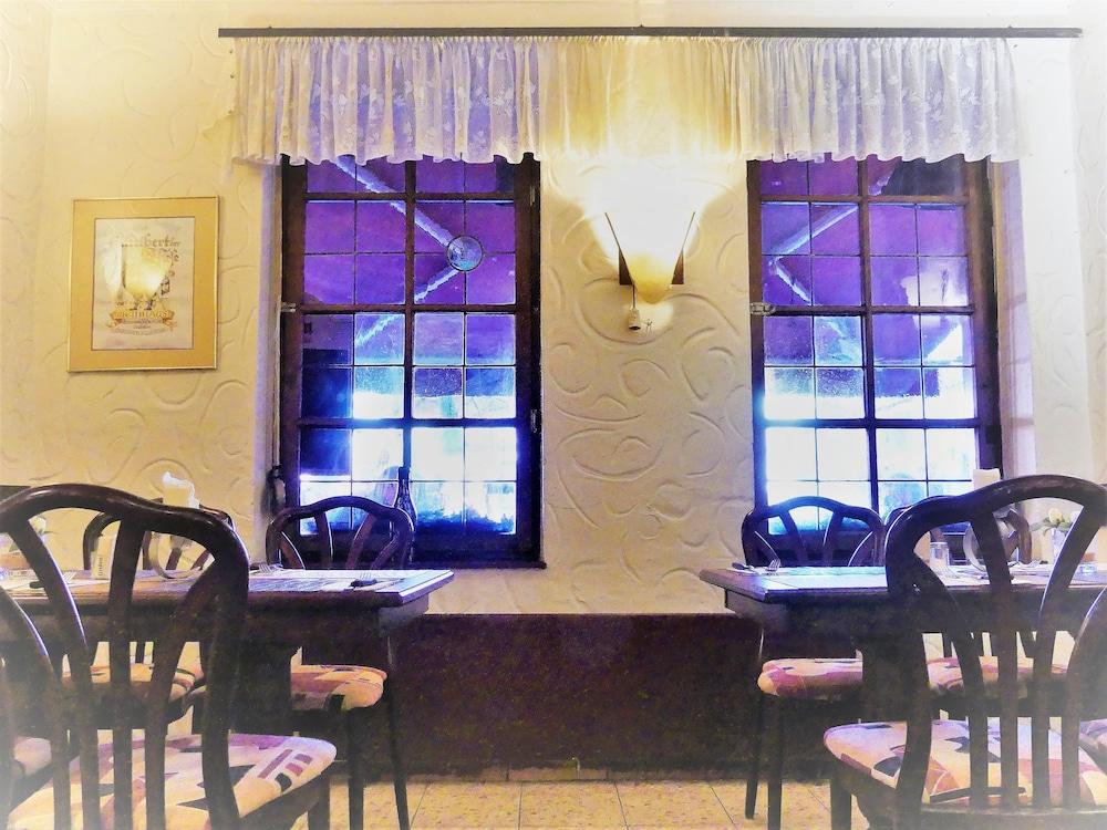 Hotel Kunibert Der Fiese Köln Ngoại thất bức ảnh