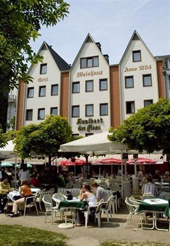 Hotel Kunibert Der Fiese Köln Ngoại thất bức ảnh