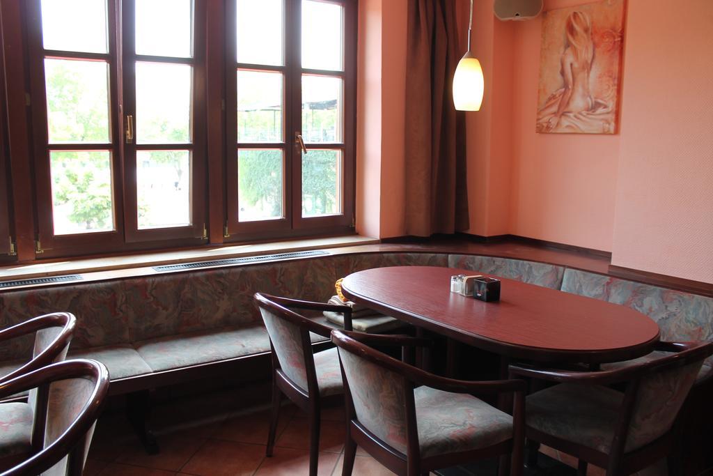 Hotel Kunibert Der Fiese Köln Ngoại thất bức ảnh